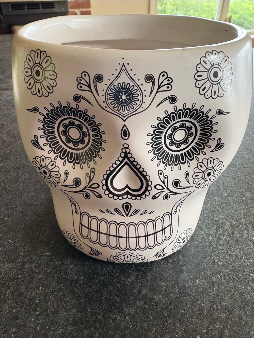 Decorative White and Black Sugar Skull Ceramic Planter - Calaveras Halloween